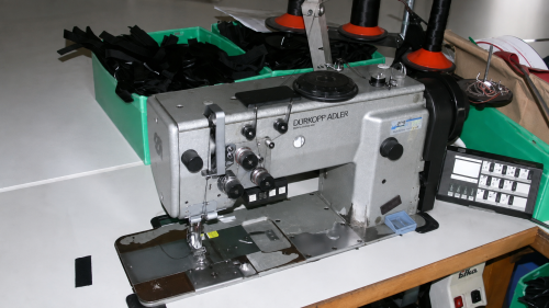 Industrienahmaschine mit 3-fach Transport